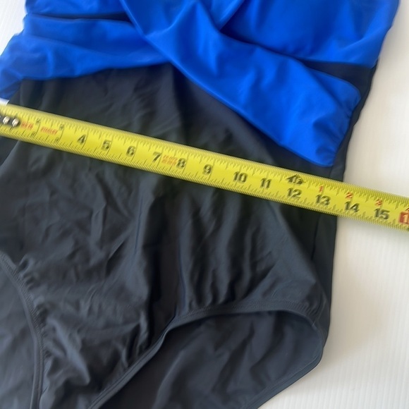 Twist front criss cross back one piece Swimsuit bathing suit size 2XL plus size - Picture 6 of 8